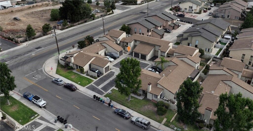 Property Photo:  679 Parkview Drive  CA 92530 
