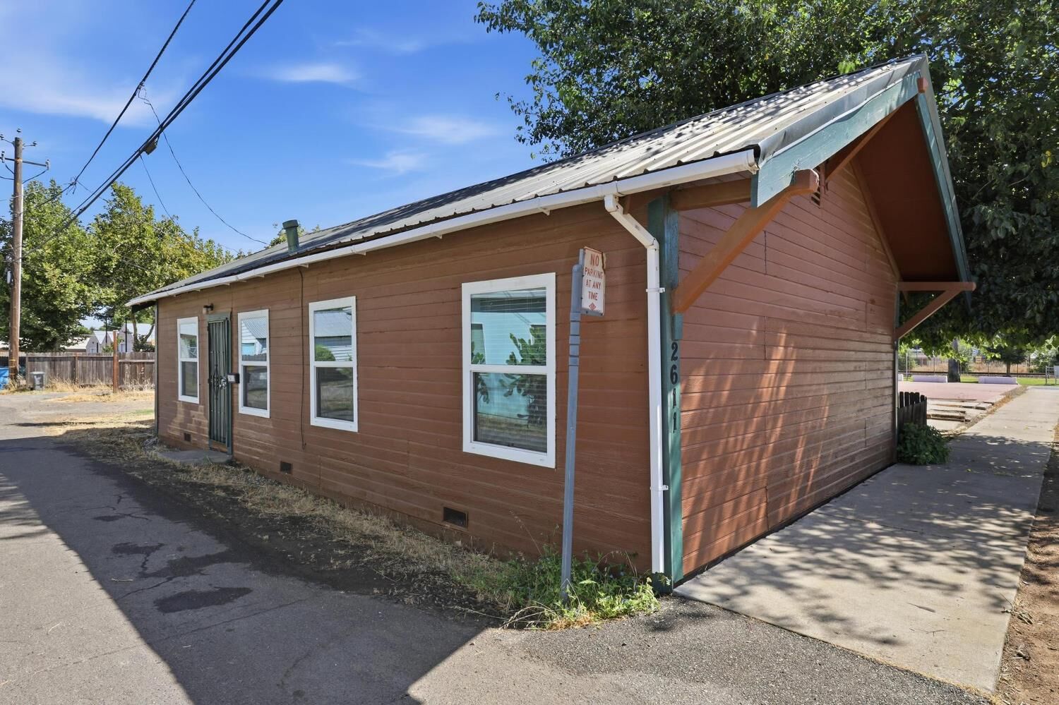 Property Photo: 2611 Fir Street CA 95953