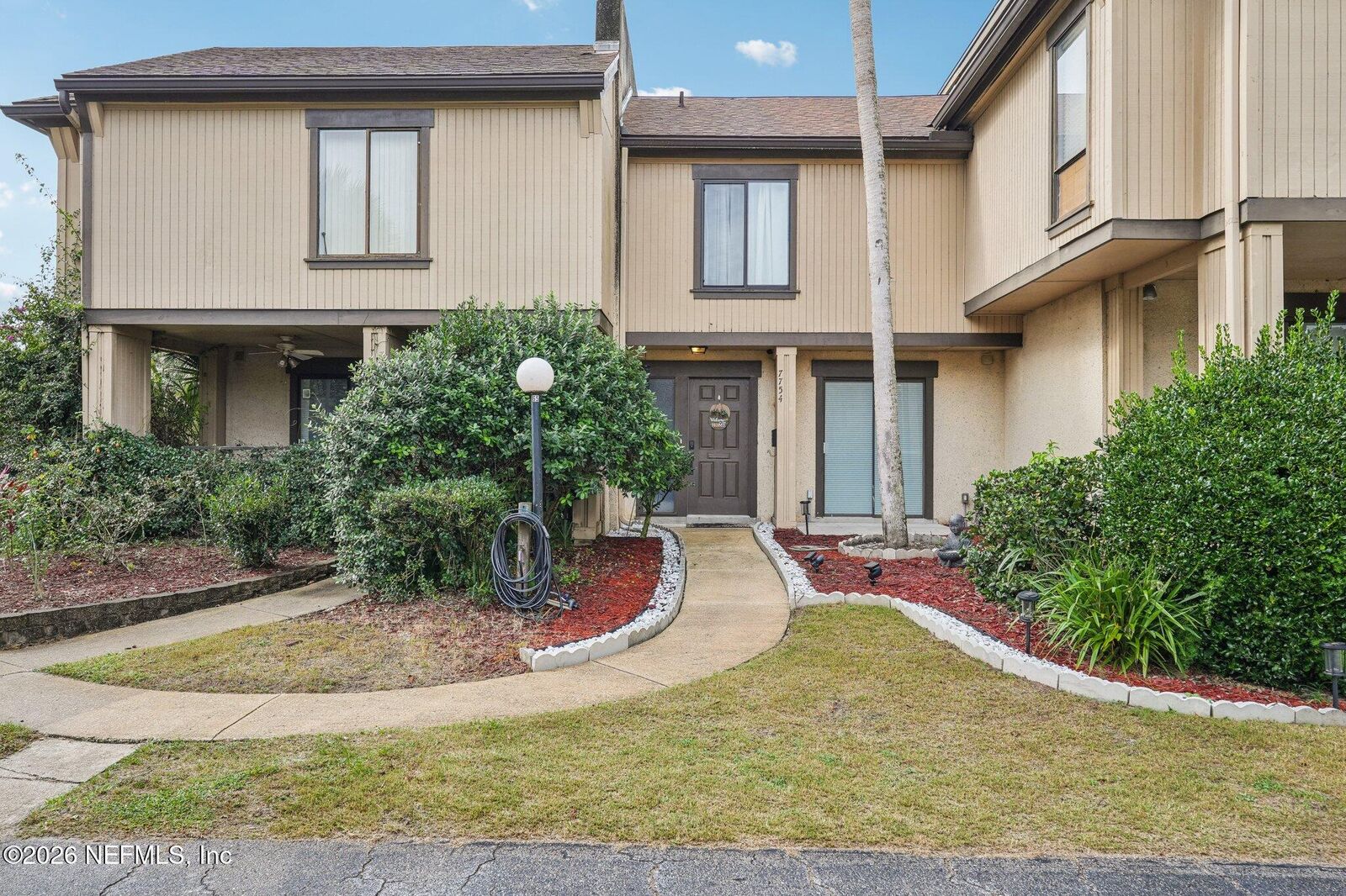 Property Photo: 7754 Las Palmas Way 135 FL 32256