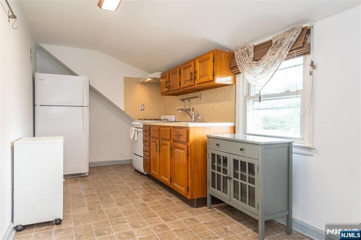 Property Photo: 222 Union Avenue 2nd For NJ 07075