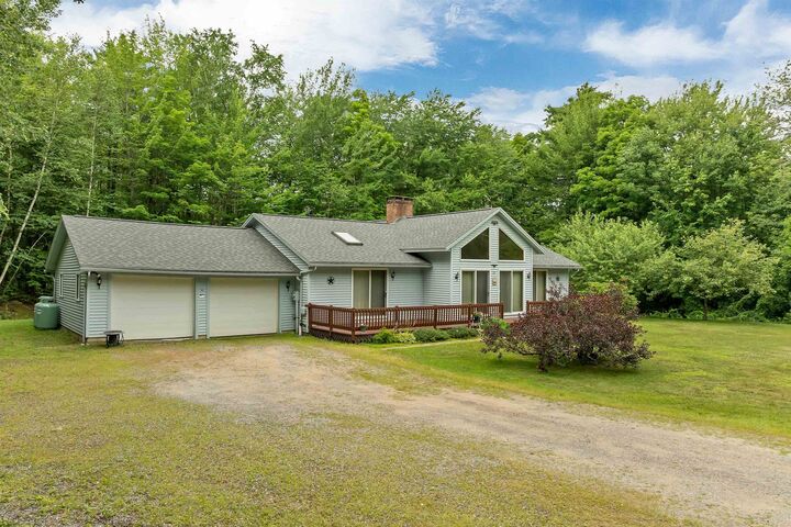 Property Photo:  23 Cross Lane  NH 03249 