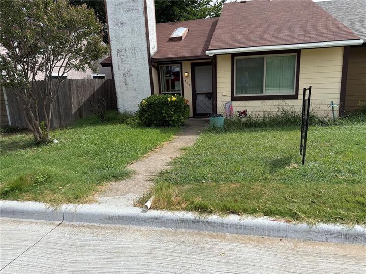Property Photo:  502 Pine Trail Drive  TX 75002 