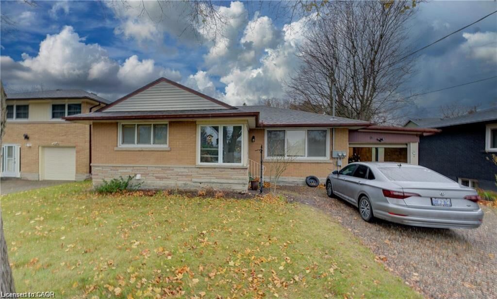 Property Photo: 90 Clive Road Lower Level ON N2H 3N6