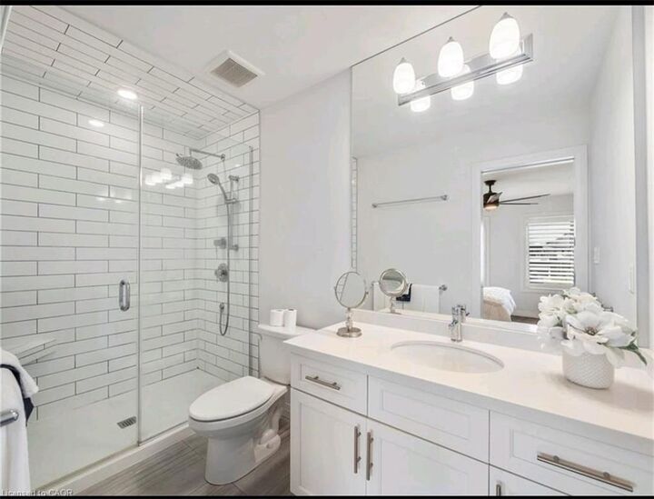 Property Photo:  79 Greenwich Avenue  ON L8J 0L6 