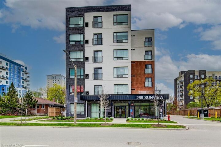 Property Photo:  269 Sunview Street 205  ON N2L 3V8 