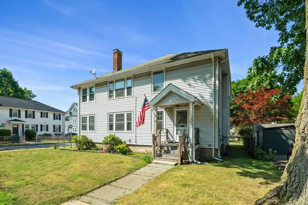 Property Photo:  289 Auburndale Ave  MA 02466 