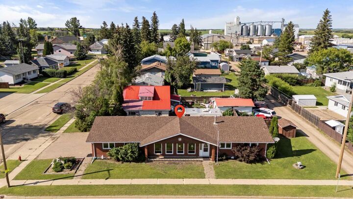 Property Photo: 4901 52 Street AB T0B 2L0