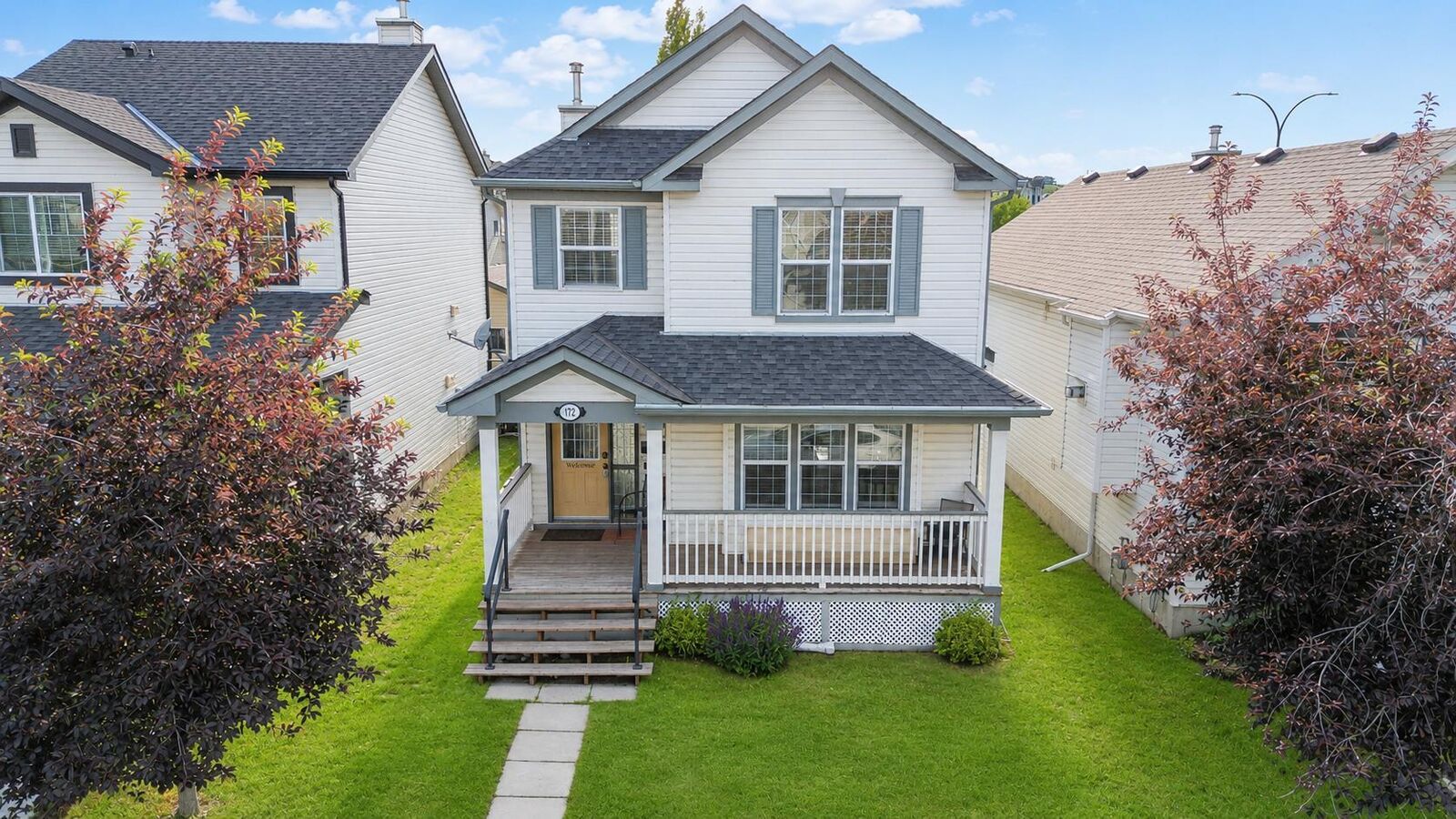 Property Photo: 172 Cimarron Grove Crescent AB T1S 2E3