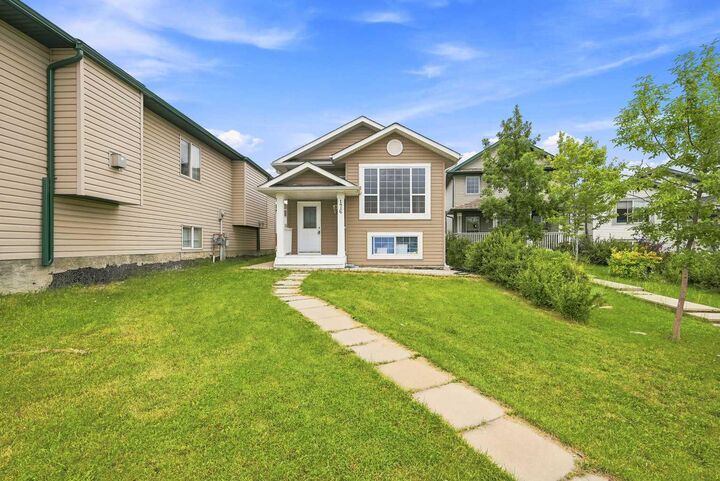 176 Taracove Estate Drive NE — photo 1