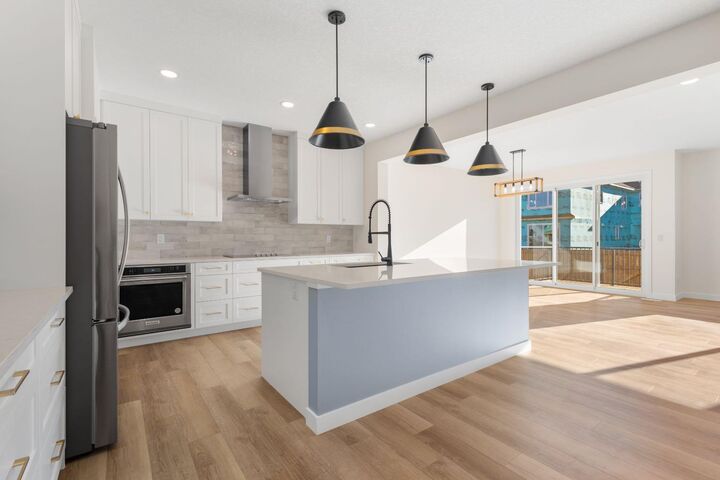 Property Photo:  53 Versant Point SW  AB T2Y 0X1 