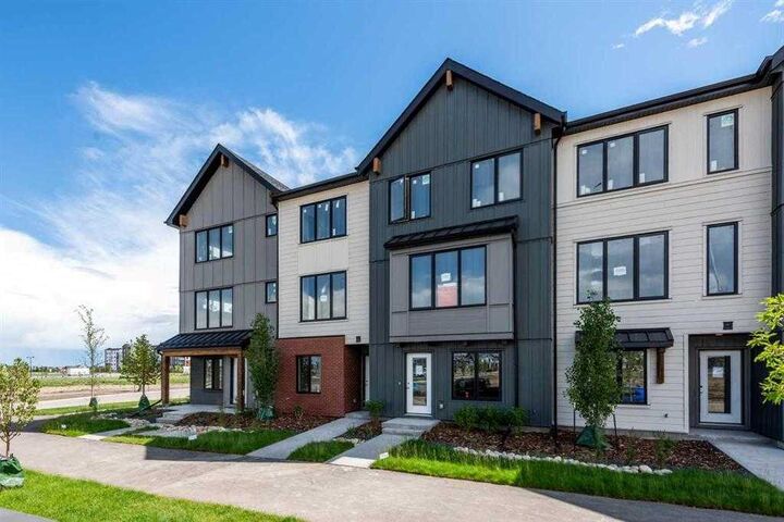 Property Photo: 69 Mercado Lane SE AB T3M 4C2