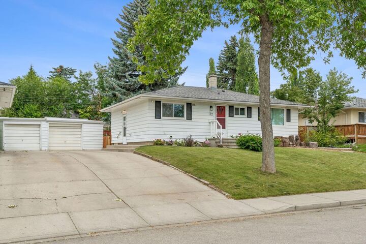 27 Heston Street NW — photo 1
