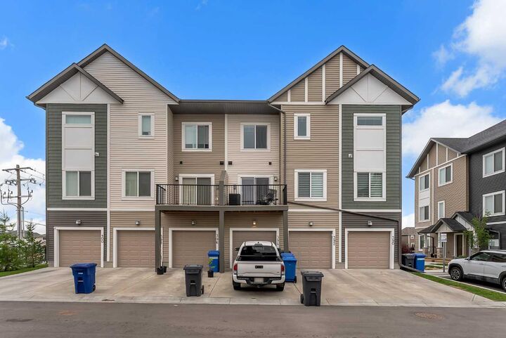 Property Photo: 394 Canals Crossing SW AB T4B 4L4
