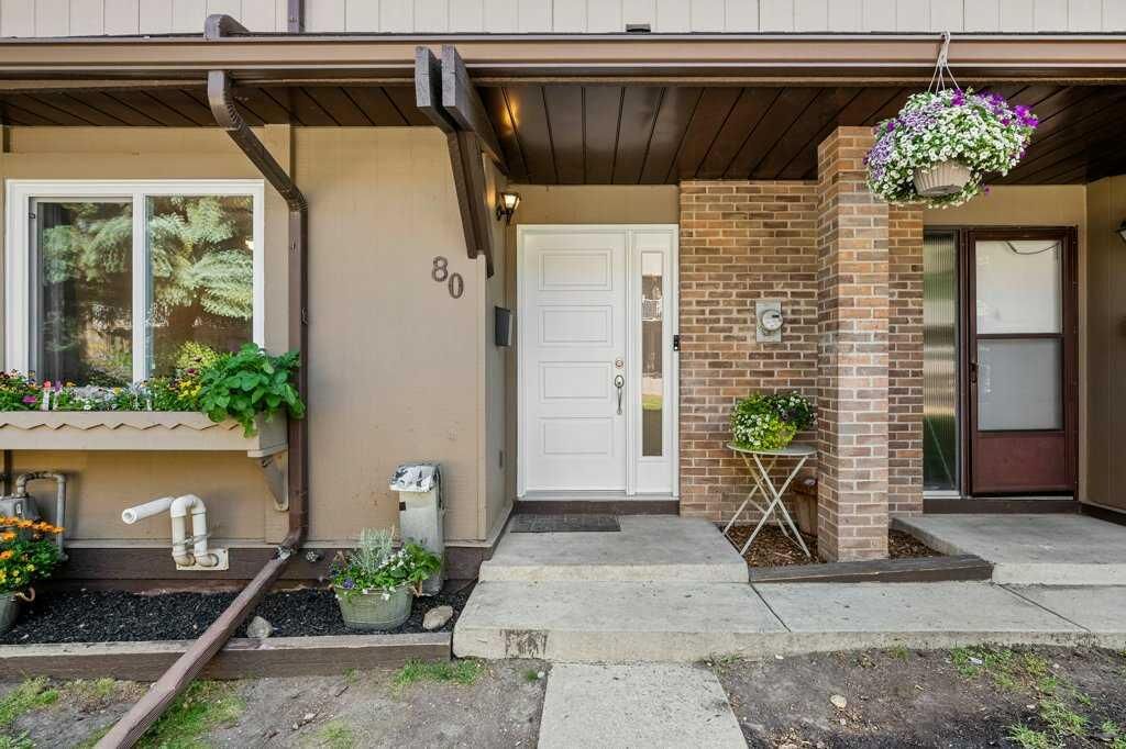 Property Photo: 1055 72 Avenue NW 80 AB T2K 5S4