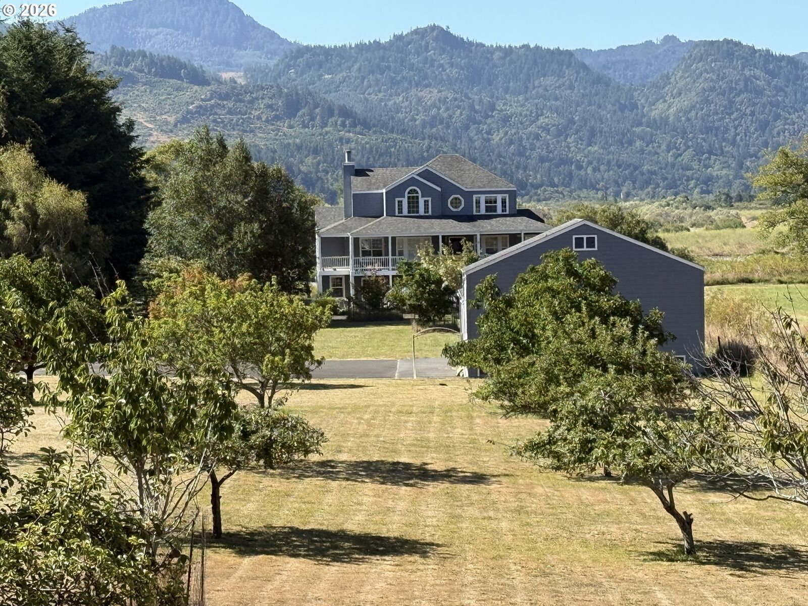 Property Photo: 95570 N Bank Rogue River Rd OR 97444