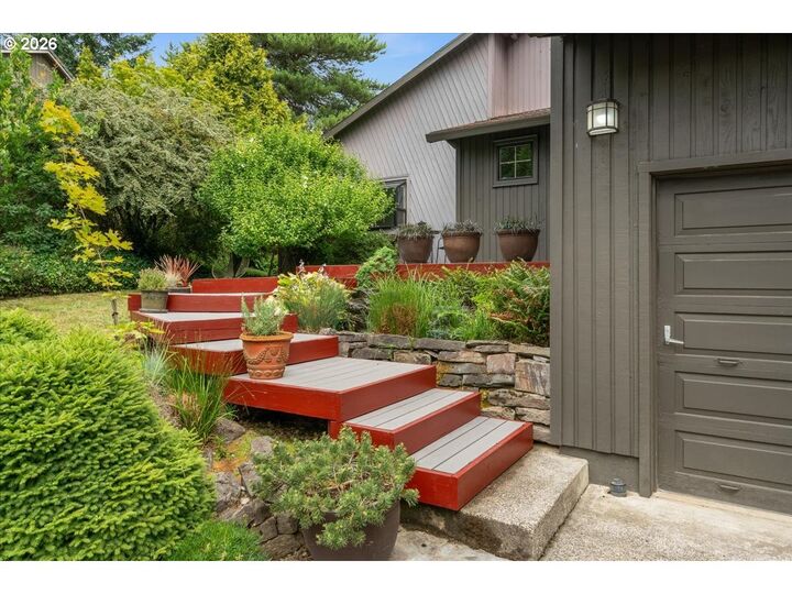 Property Photo: 11828 SE Knee Ct OR 97086