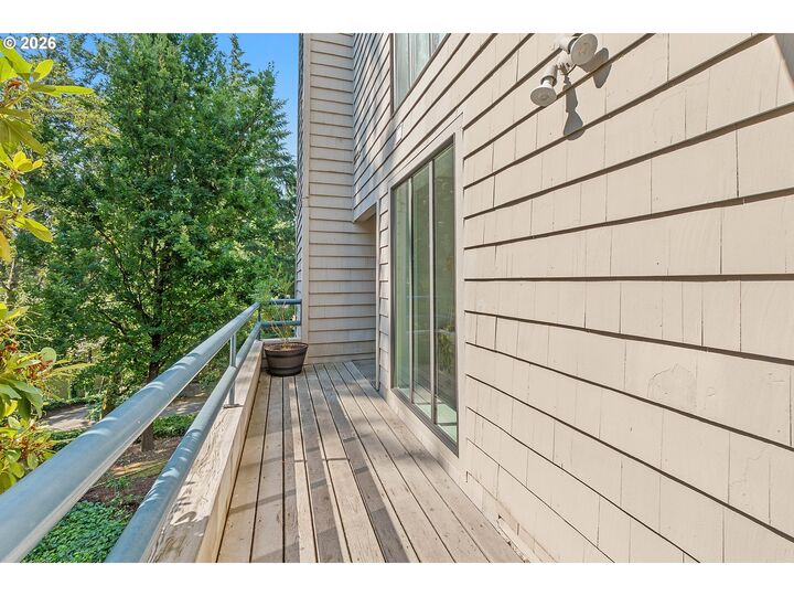 Property Photo:  225 Cervantes  OR 97035 