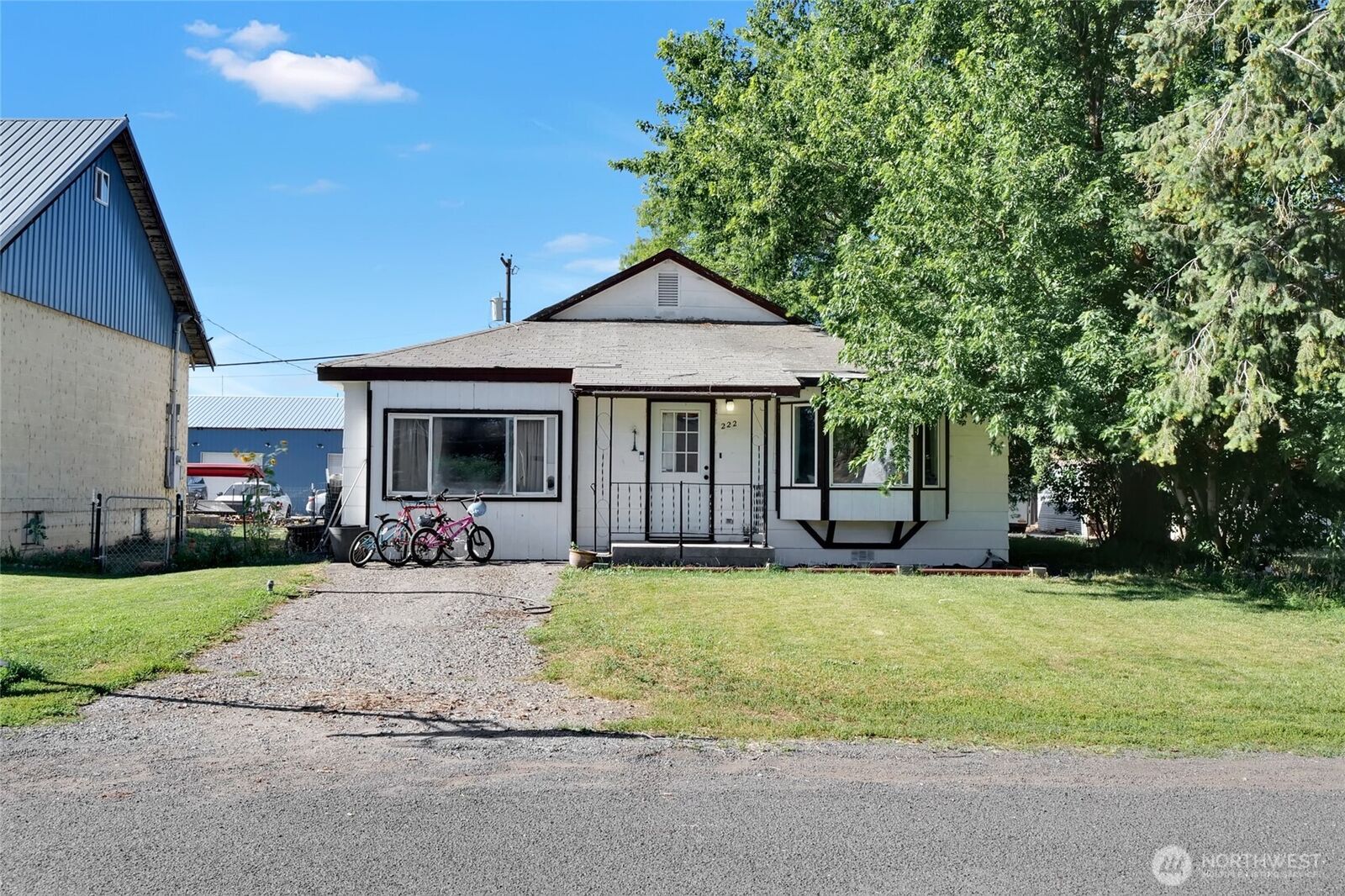 Property Photo:  222  Main Street  WA 98860 