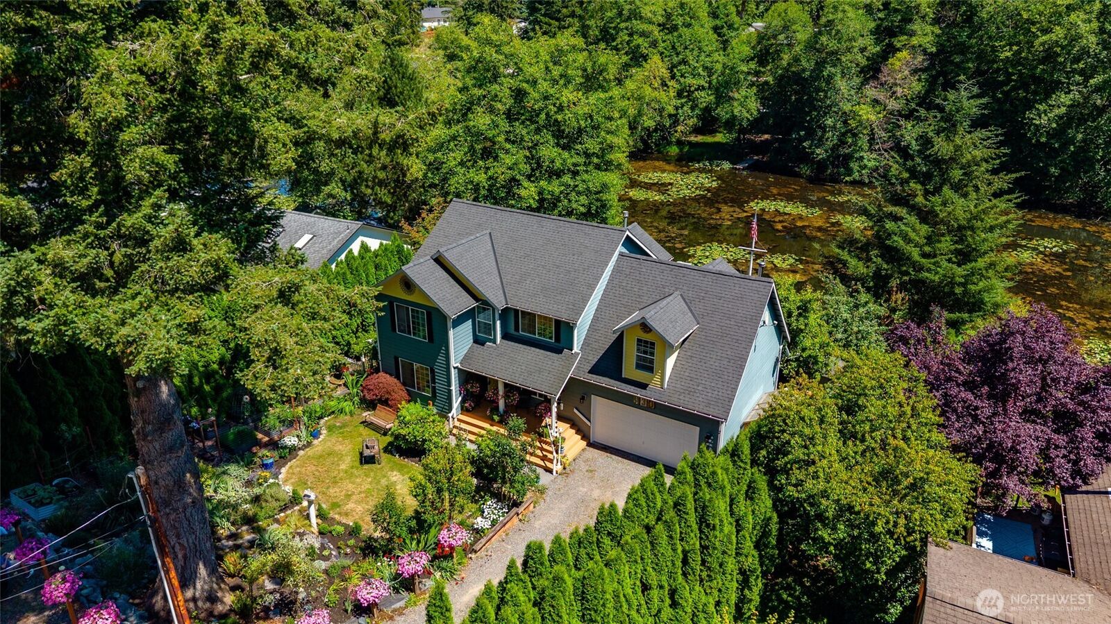 Property Photo: 430 Rainbow Drive WA 98284
