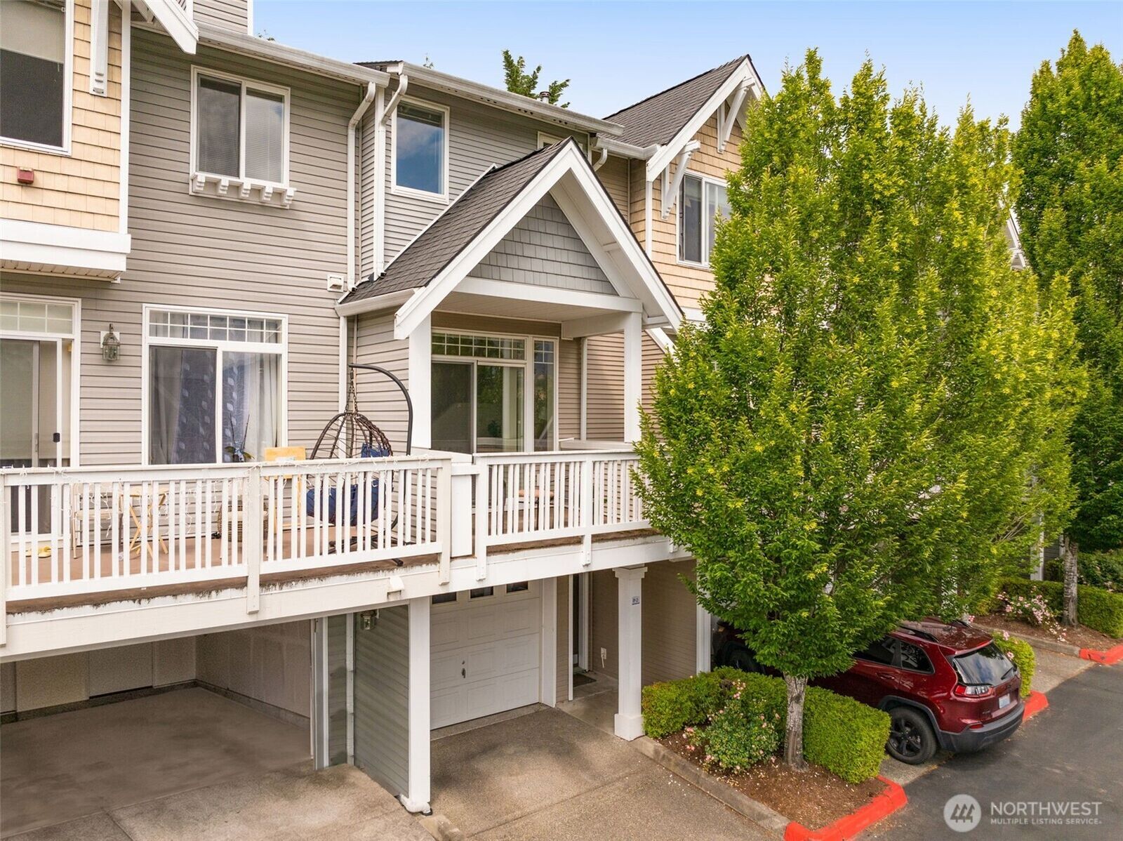 Property Photo:  23120 SE Black Nugget Road P2  WA 98029 