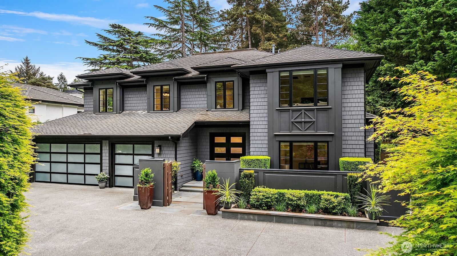 Property Photo: 3143 Hunts Point Road WA 98004