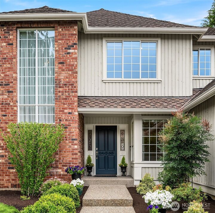 Property Photo: 13014 NE 197th Place WA 98072