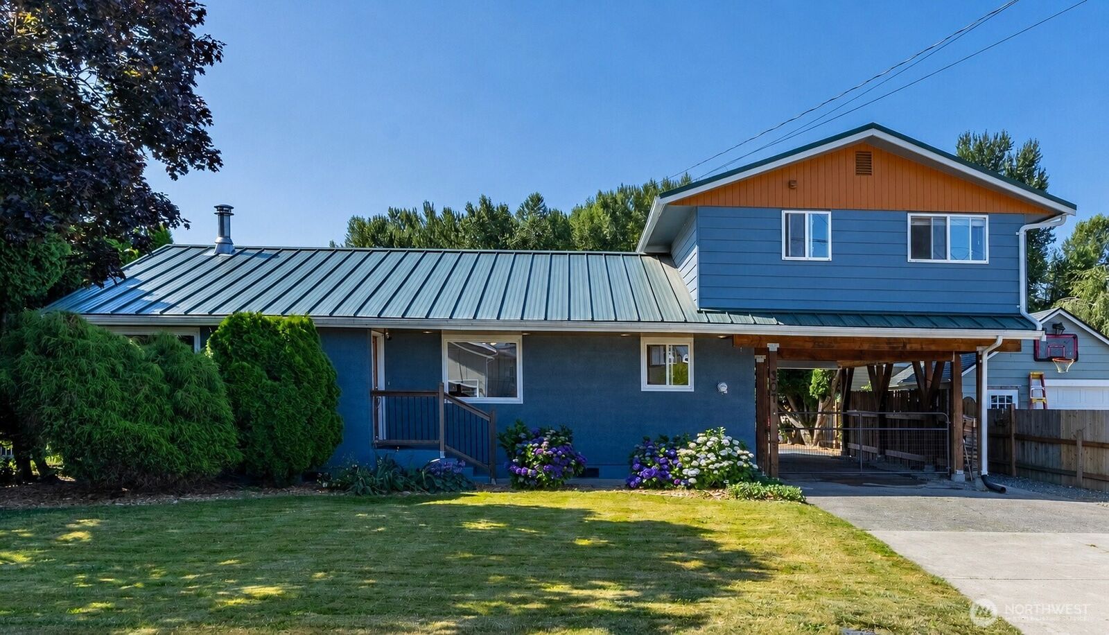 Property Photo: 307 Lincoln Street WA 98247