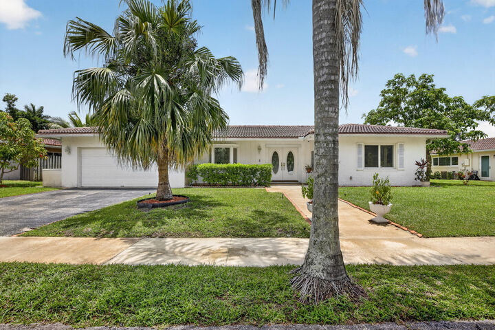Property Photo: 410 Bonaventure Boulevard FL 33326