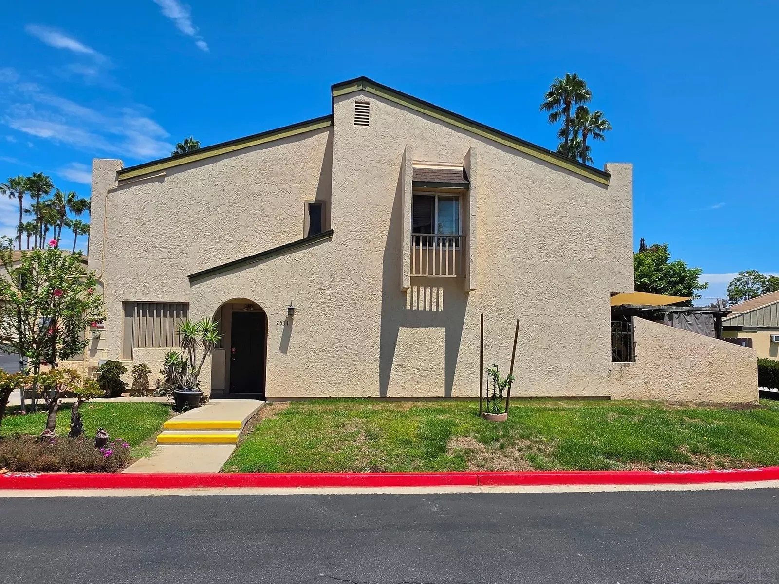 Property Photo: 2531 Caminito Hiedra CA 92154