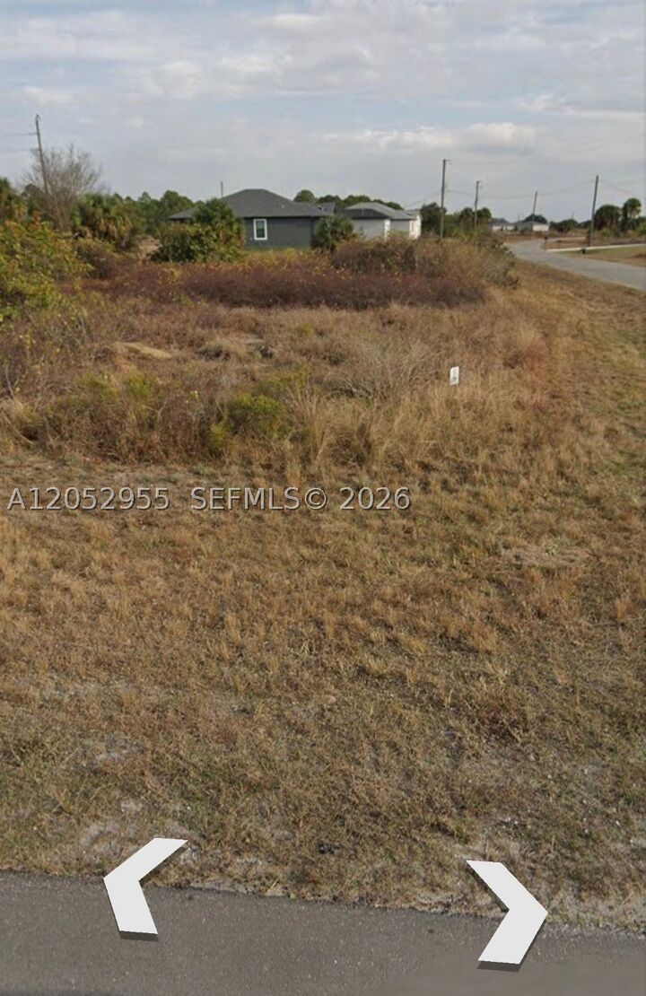Property Photo:  8026 Olive Circle  FL 33935 