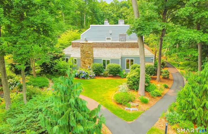 Property Photo: 2 Castle Rock 2 CT 06405