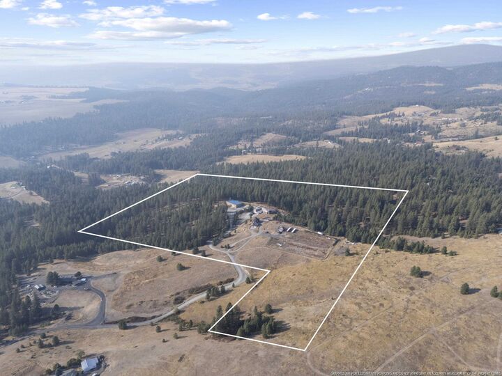 Property Photo:  16315 E Temple Rd  WA 99217 