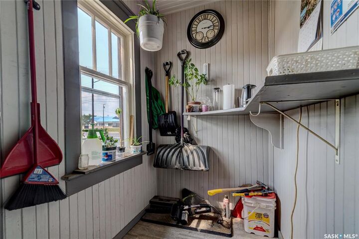 Property Photo: 1713 St John Street SK S4P 1R8
