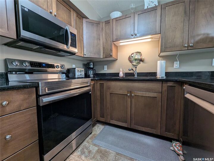 Photo de la propriété:  150 Pawlychenko Lane 111  SK S7V 0B4 