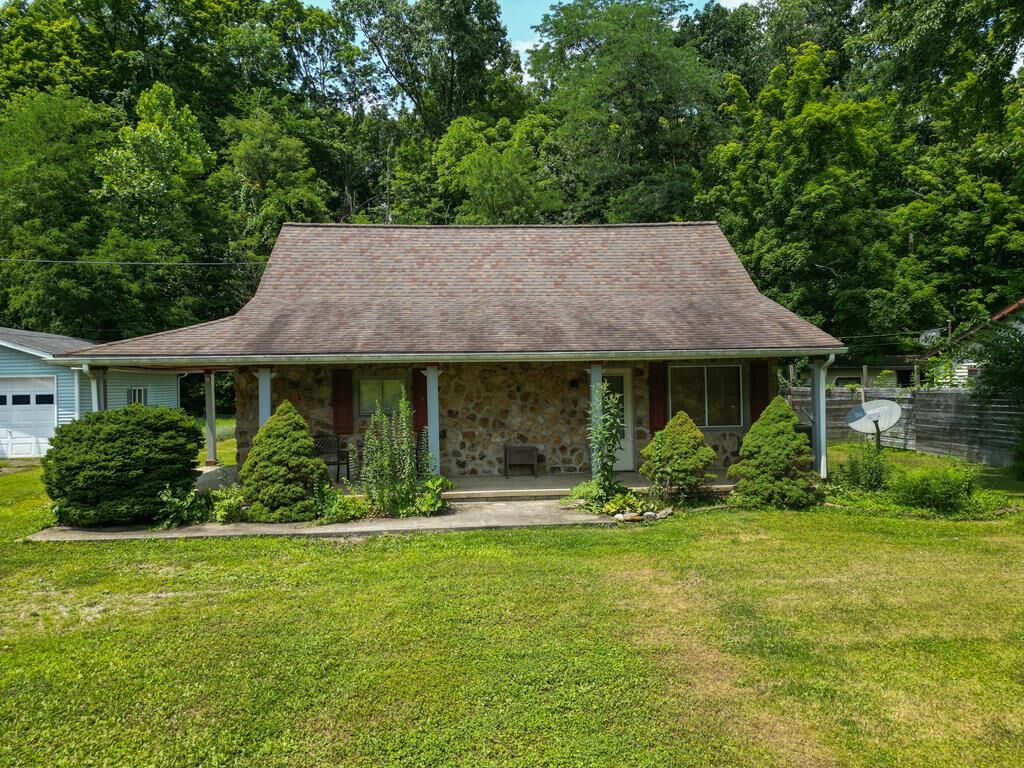 Property Photo: 1885 Patton Hill Road OH 45601