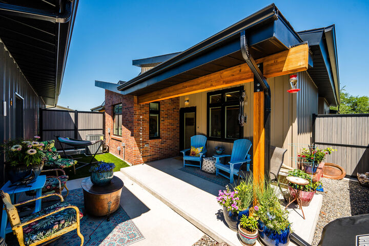 Property Photo: 1353 Avon Street WY 82801