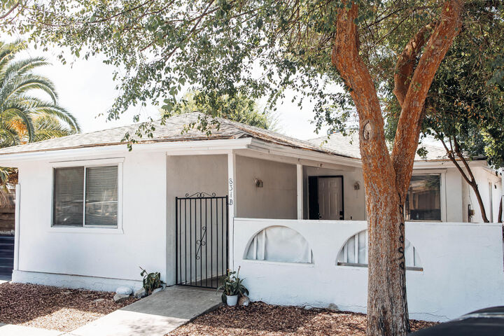 Property Photo: 831 Forrester Court CA 93257