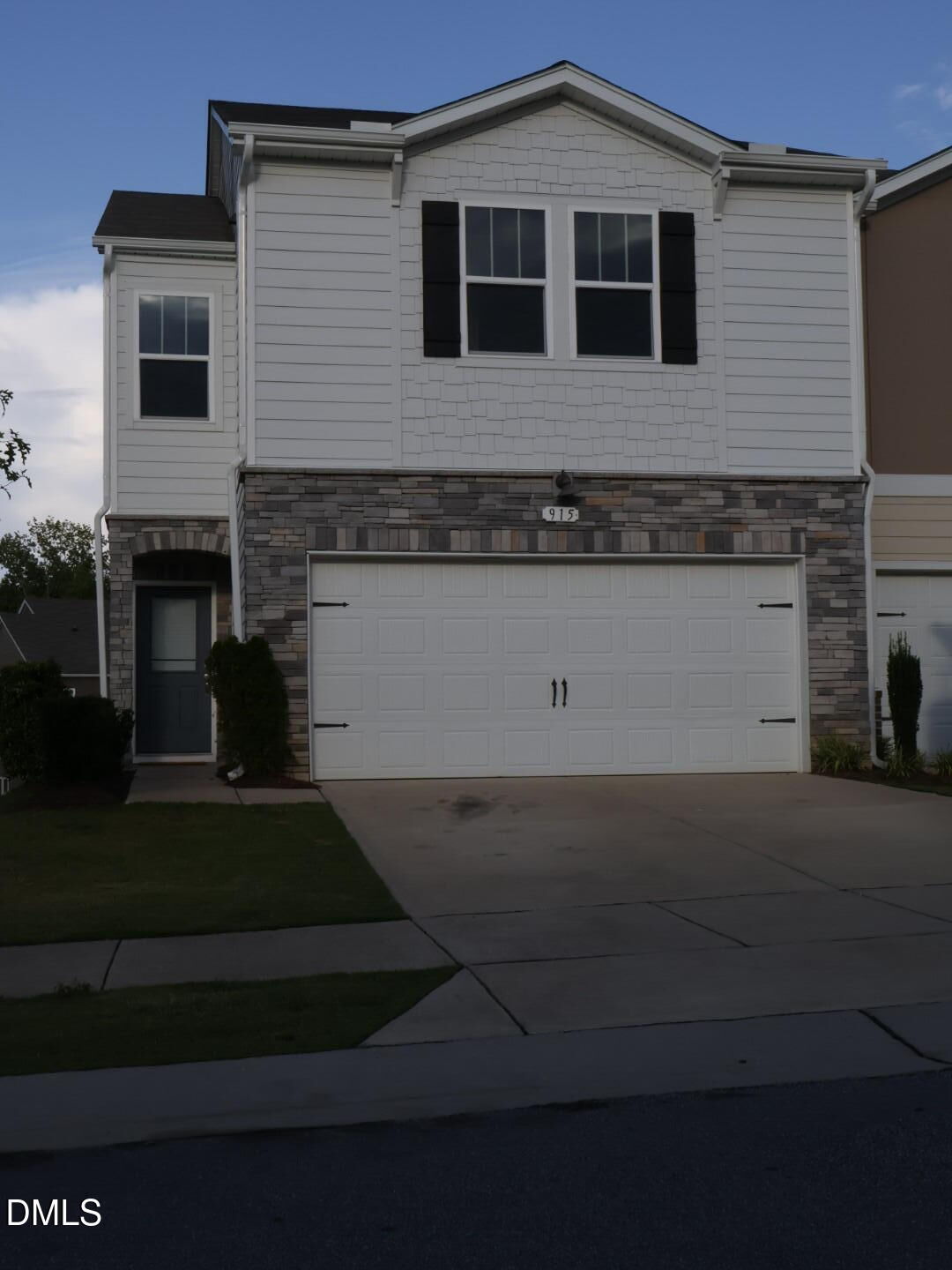 Property Photo:  915 Field Ivy Drive  NC 27526 