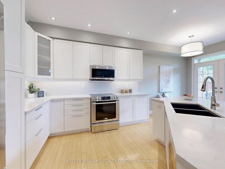 Property Photo:  29 Tucker Court  ON L4G 7T2 