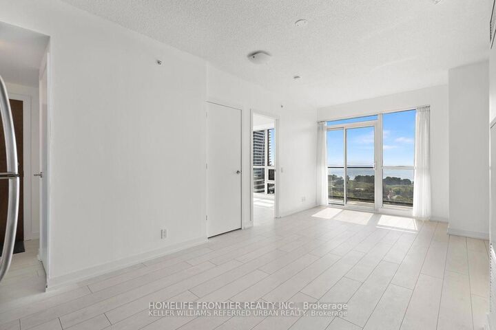 Property Photo: 2200 Lakeshore Boulevard W 3610 ON M8V 1A4
