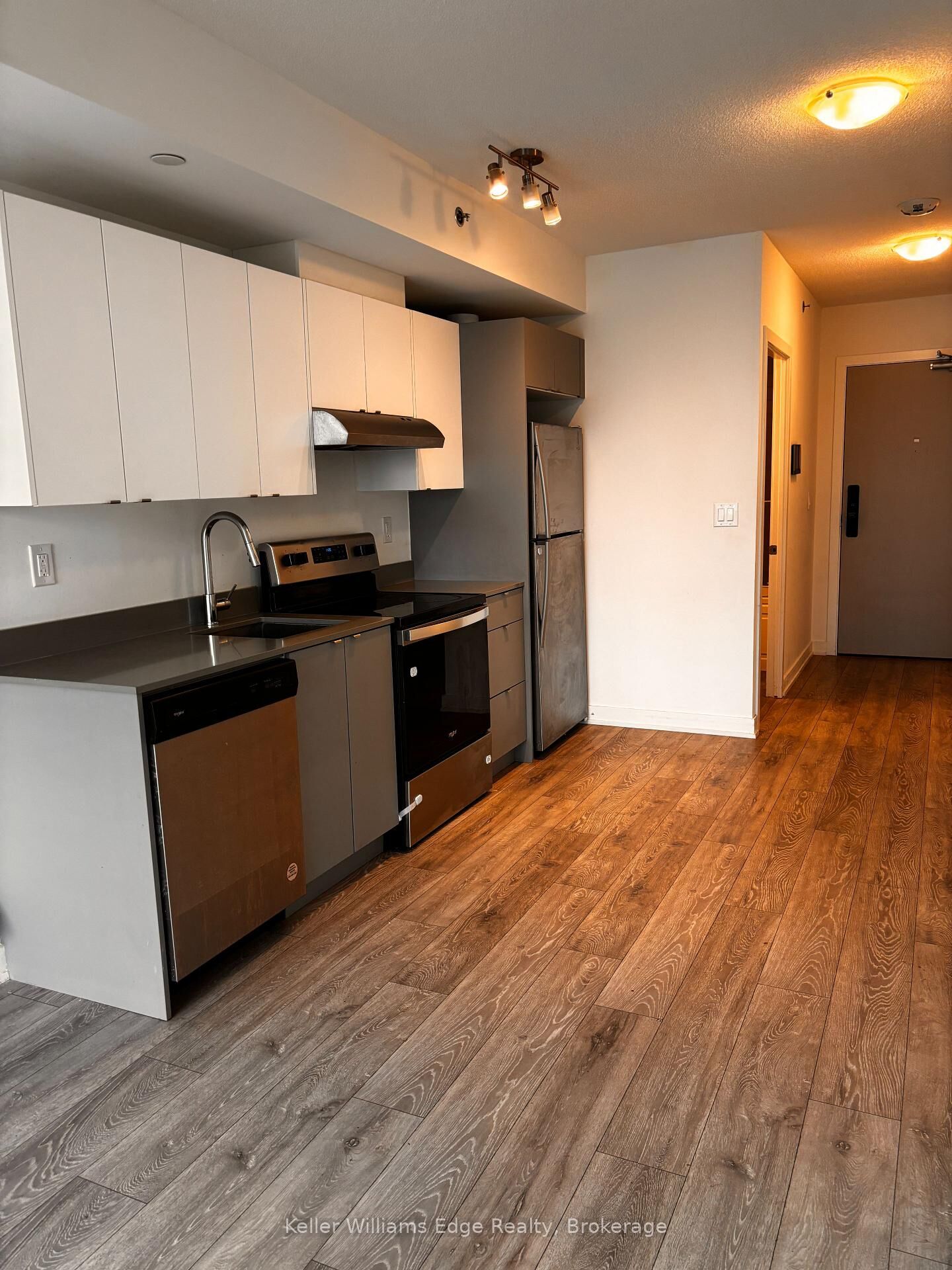 Property Photo: 3200 Dakota Common 9 ON L7M 2A8