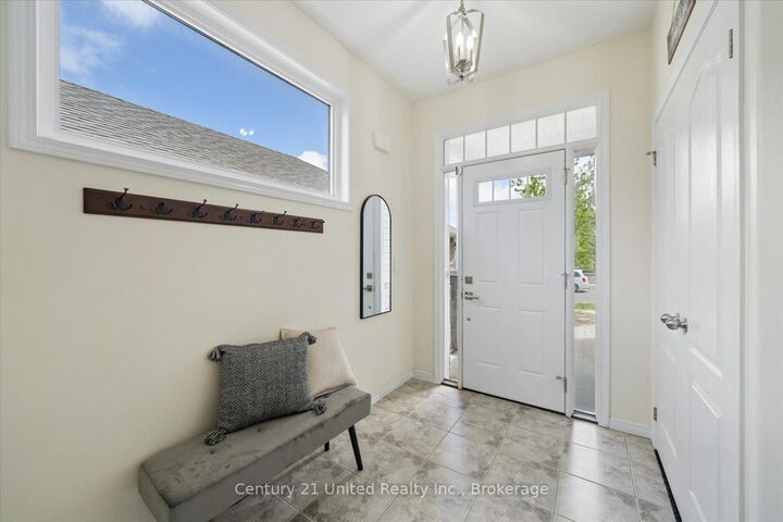 Property Photo:  425 Florence Drive  ON K9J 0H7 