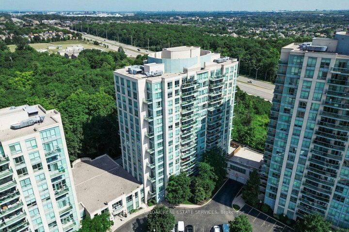Property Photo: 2565 Erin Centre Boulevard 402 ON L5M 6Z8