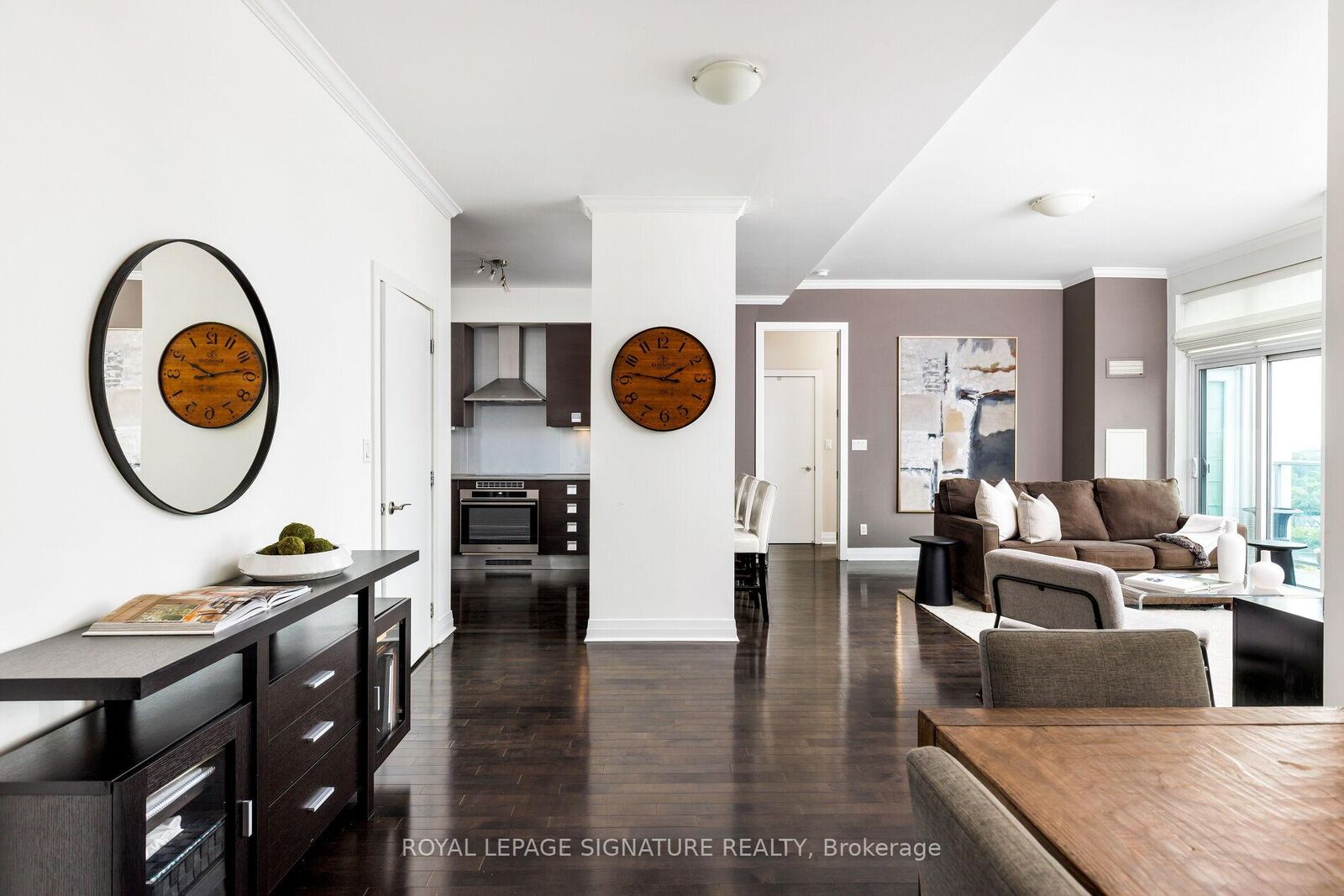 Photo de la propriété: 3391 Bloor Street W 1101 ON M8X 1G3