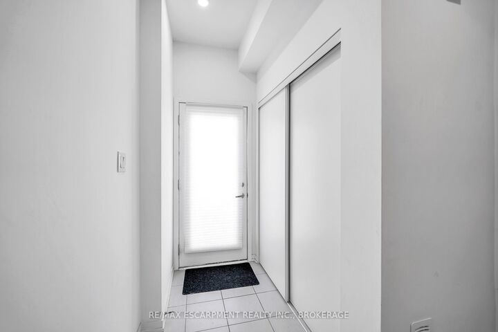 Property Photo: 31 Pegler Street ON L1S 7M3