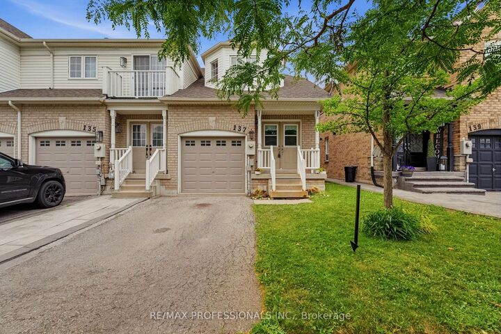 Property Photo: 137 Dominion Gardens Drive ON L7G 6B6