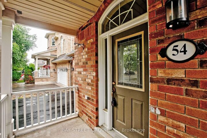Property Photo:  54 Earl Stewart Drive  ON L4G 7P4 