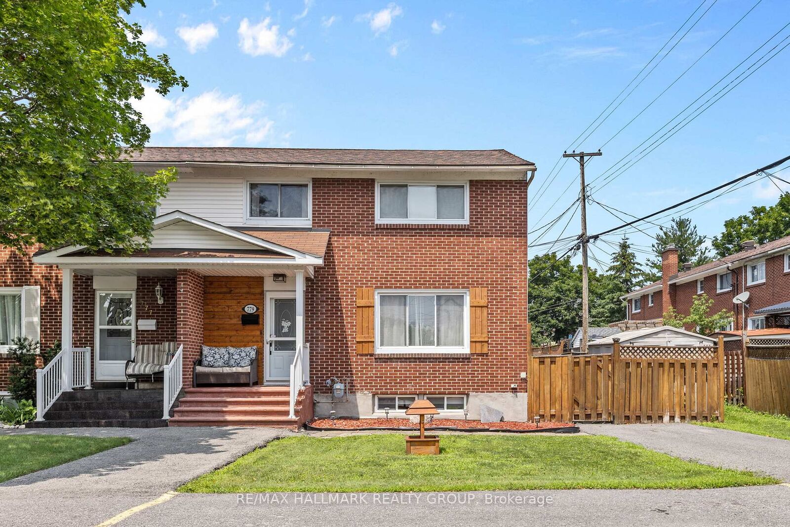 Property Photo: 779 Borthwick Avenue ON K1K 2M5