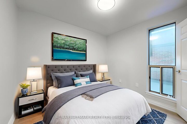 Property Photo: 16 Elgin Street 316 ON L3T 4T4
