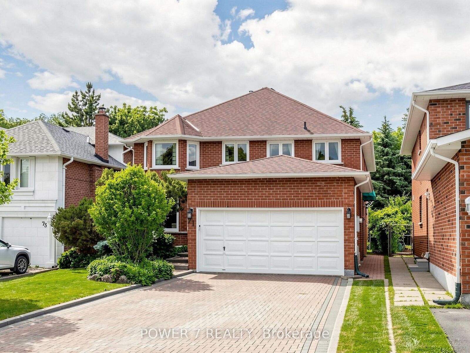 Property Photo: 71 Canterbury Court ON L4C 8E7